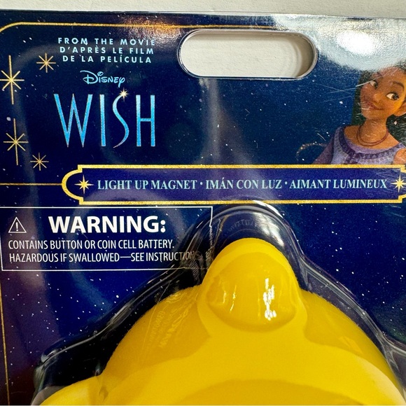 NWT. Disney Parks Wish Movie Star Light-Up Magnet - Picture 3 of 8